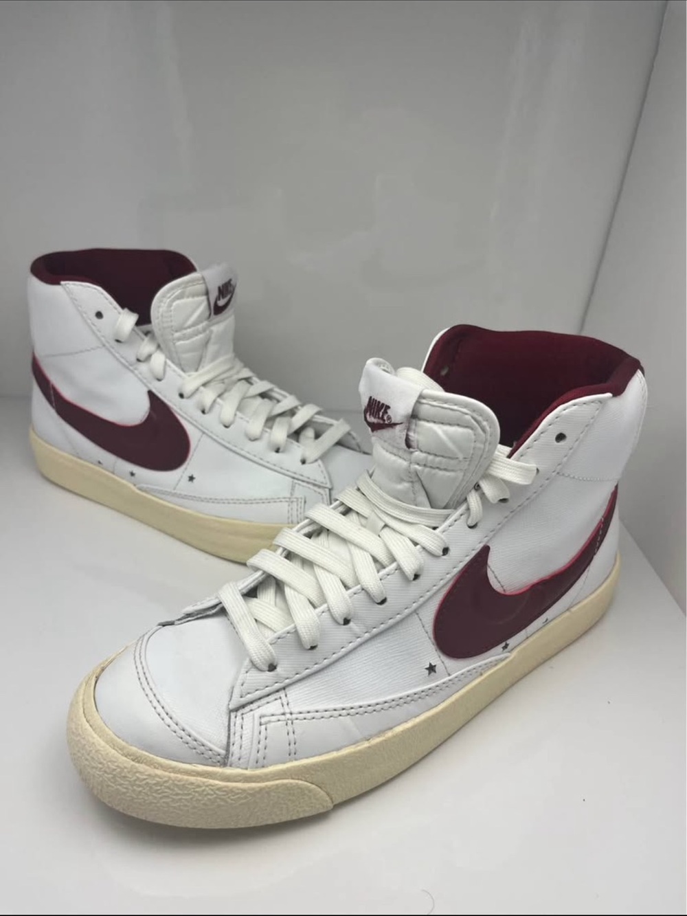 Nike Men’s High-Top Sneakers White and Burgundy